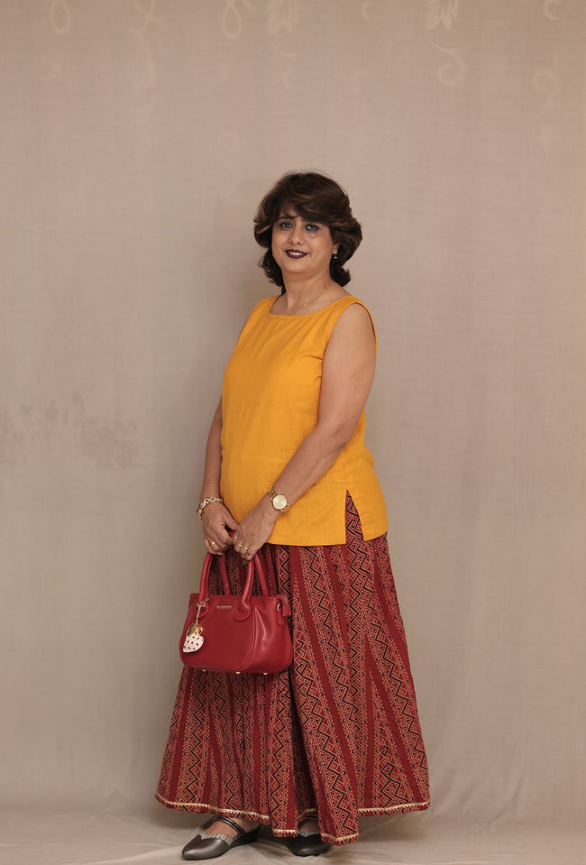 Skirt Line Print